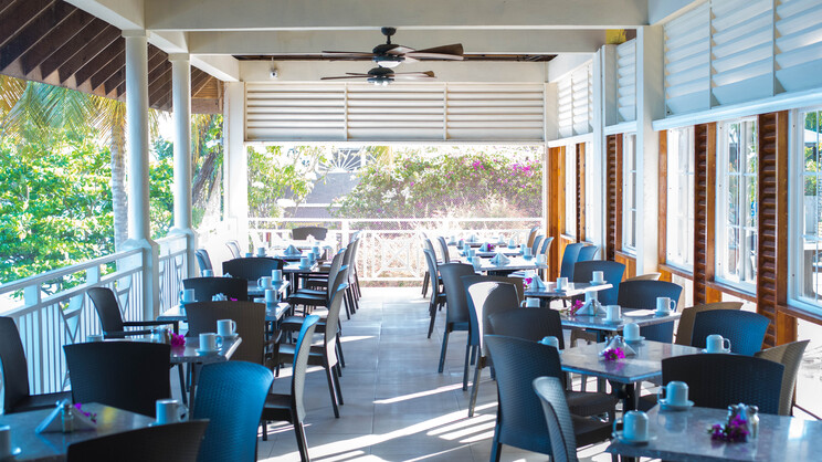 Tropikist Beach Hotel & Resort